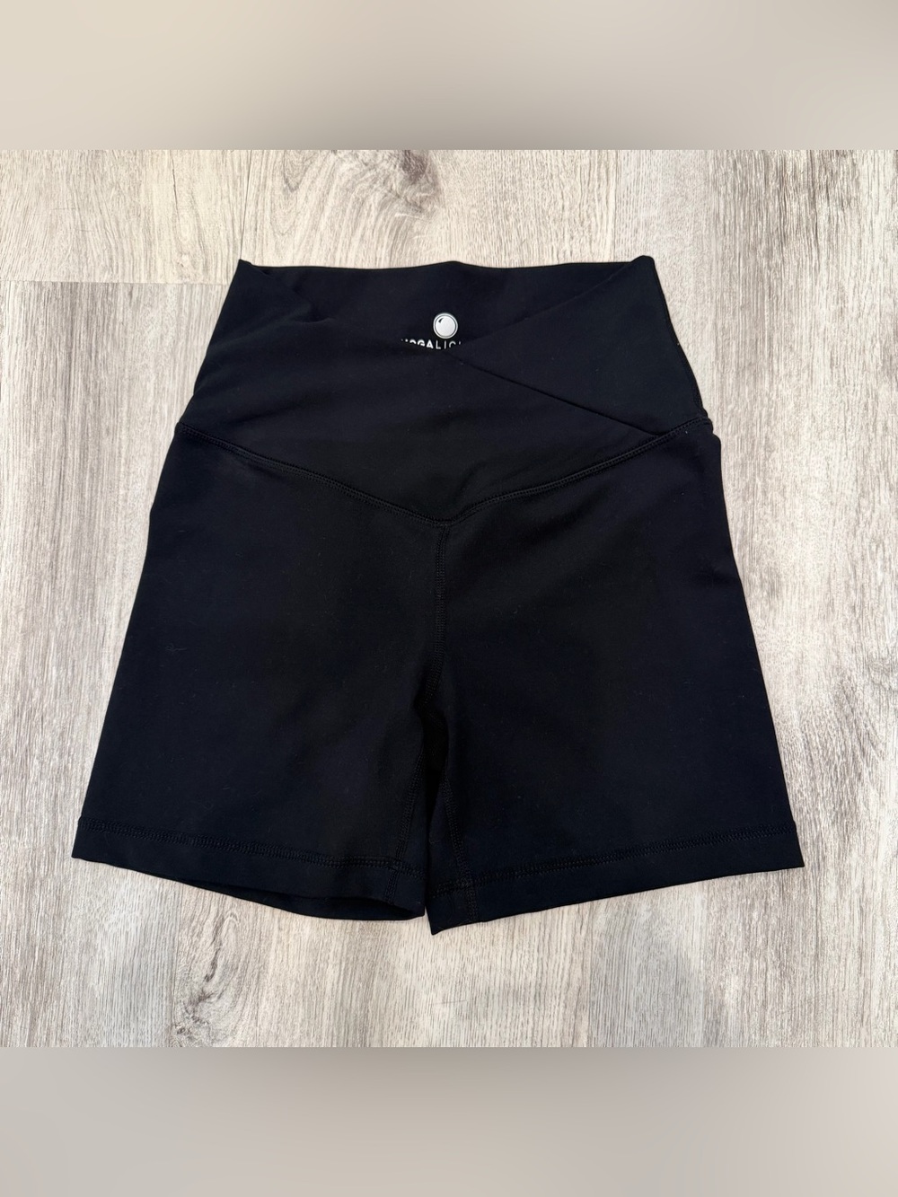 Yogalicious Lux XS Black Crossover High Waist 5” Biker Shorts